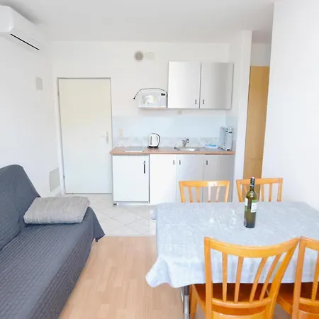 Beach Holiday Apartament